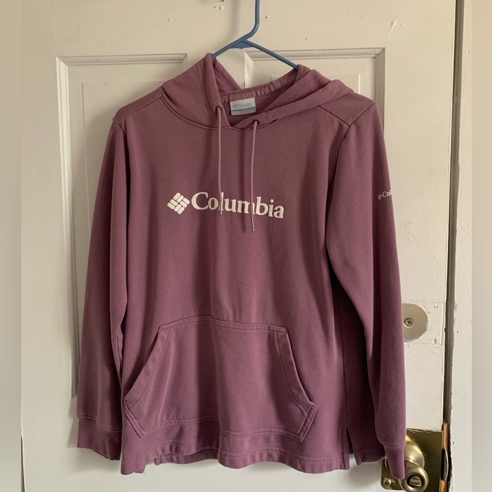Purple Women’s Columbia Sweatshirt. Size S